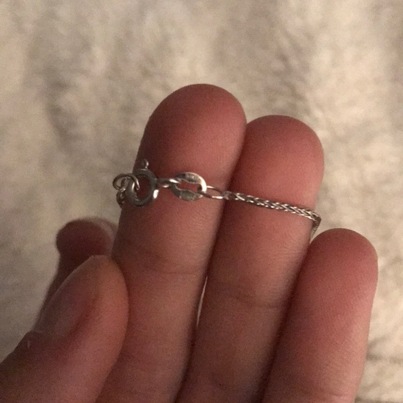 💎STUNNING💎Louis Vuitton Necklace - Picture 5 of 6